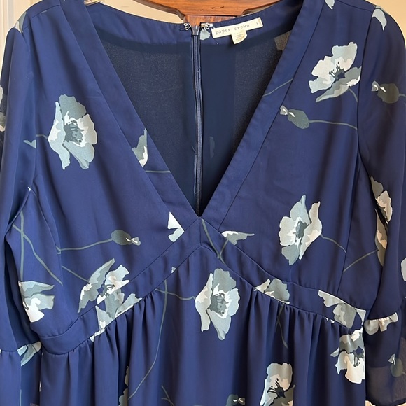Paper Crown Anthropologie midi dress in a navy floral size large - Picture 4 of 7